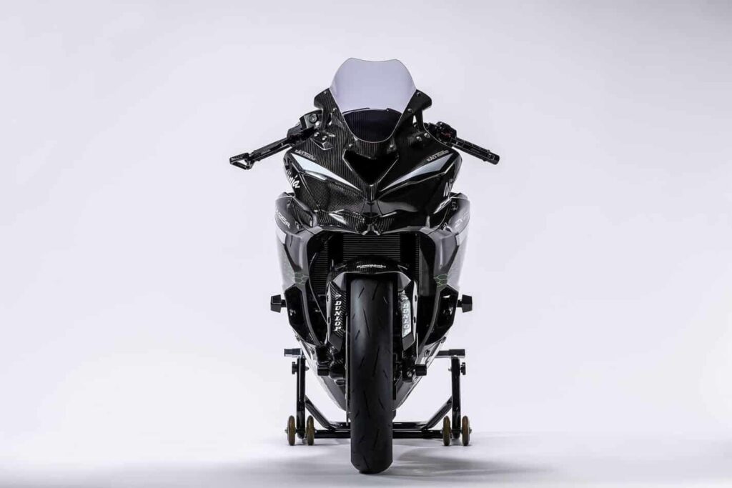 2020-Kawasaki-ZX25R-Black