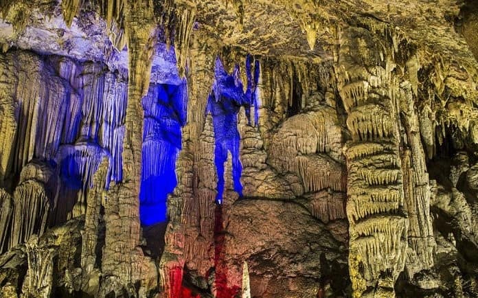 Lung-Khuy-cave-VN (2)
