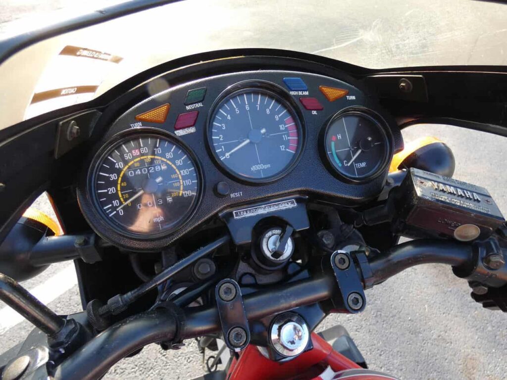 1984-yamaha-rz350-sportbike-micramoto-2