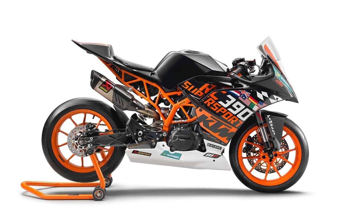 2020-ktm-rc-390-engine-exhaust