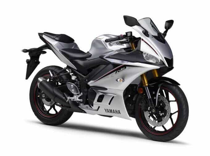 Yamaha-YZF-R3-Silver