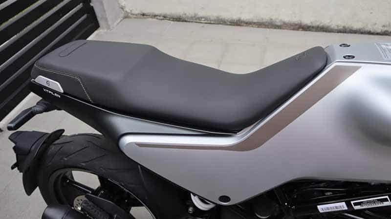 2021-Husqvarna-Vitpilen-401-grey(2)