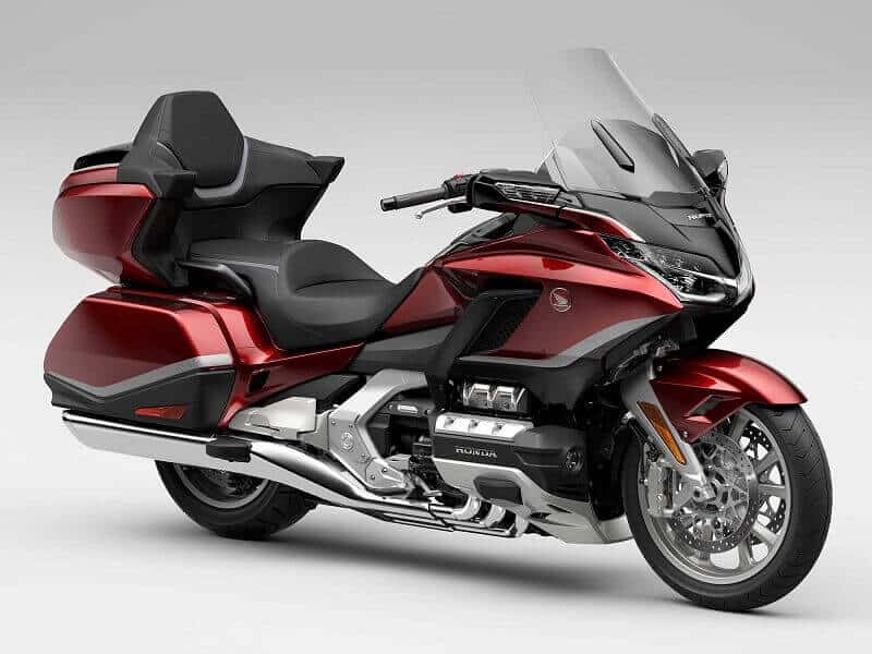 2021-Honda-Gold-Wing-motorcycle-red-black