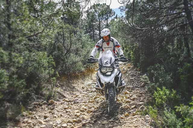 Best-Motorcycles-for-All-Terrain-micramoto.com