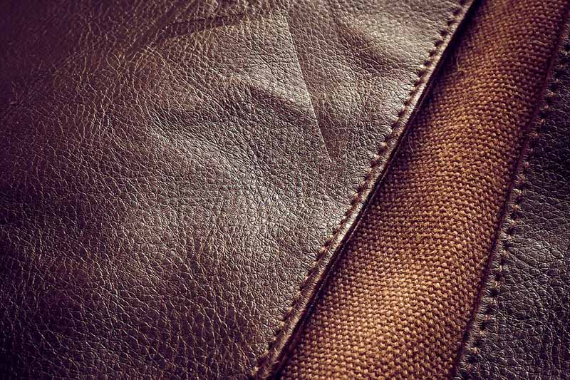 cowhide-leather-micramoto.com
