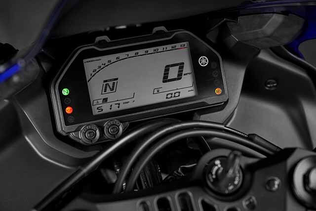 2022 Yamaha RZF-R3 Speedometer