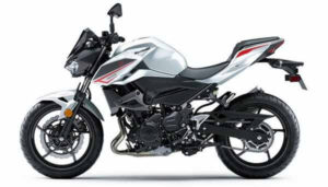 2022-Kawasaki-Z400-Silver-Black-micramoto (2)