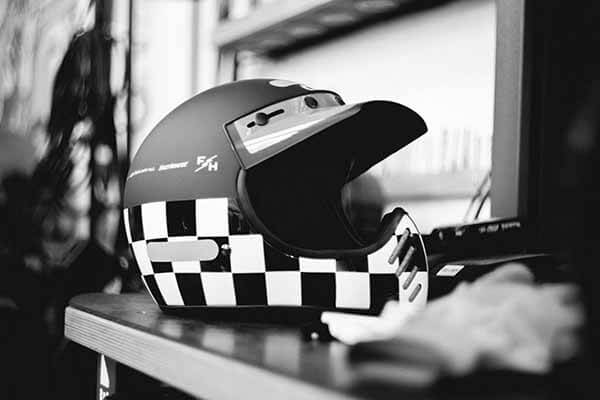 How-to-Check-if-Your-Motorcycle-Helmet-Has-Expired-micramoto