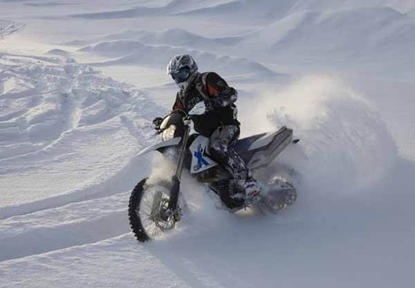 Adventure-Motorcycle-Thermals-and-Heated-Winter-Gear-micramoto (2)