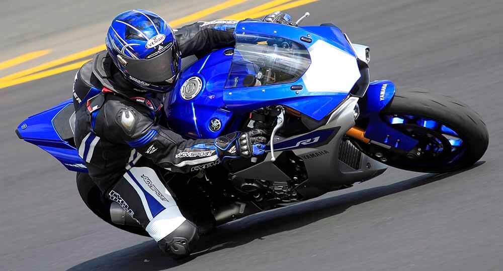 8 Tips for a Comfortable Sportbike Riding Position