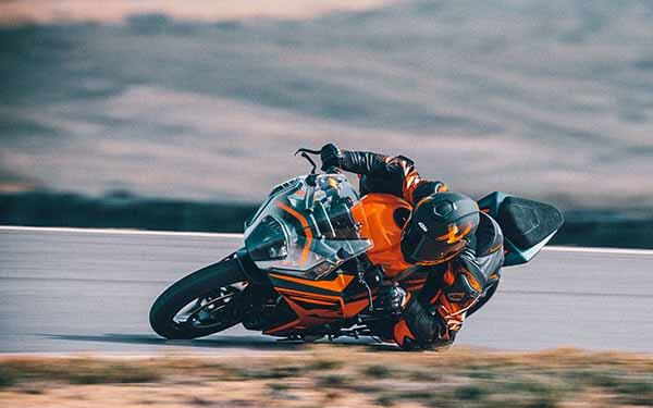 What Are the 6 Fastest 250cc Motorcycles