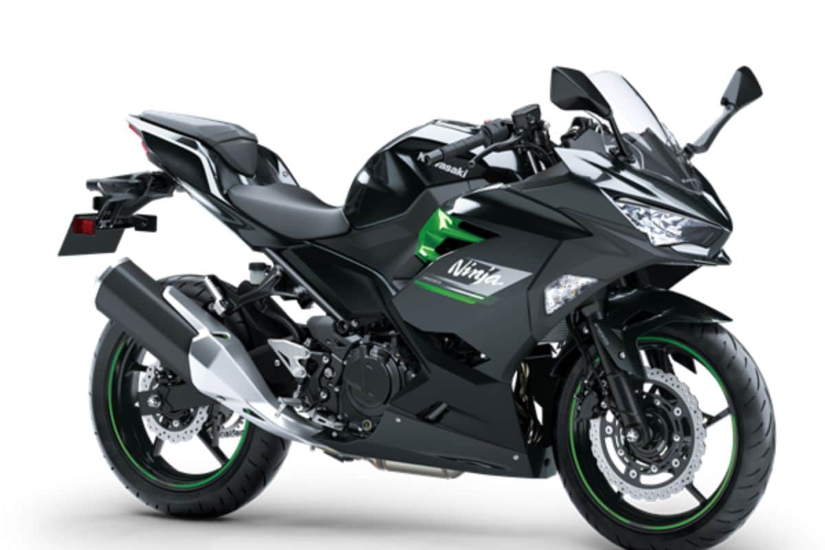 The Kawasaki 2023 Ninja 400 as one of the fastest 400cc motorcycles