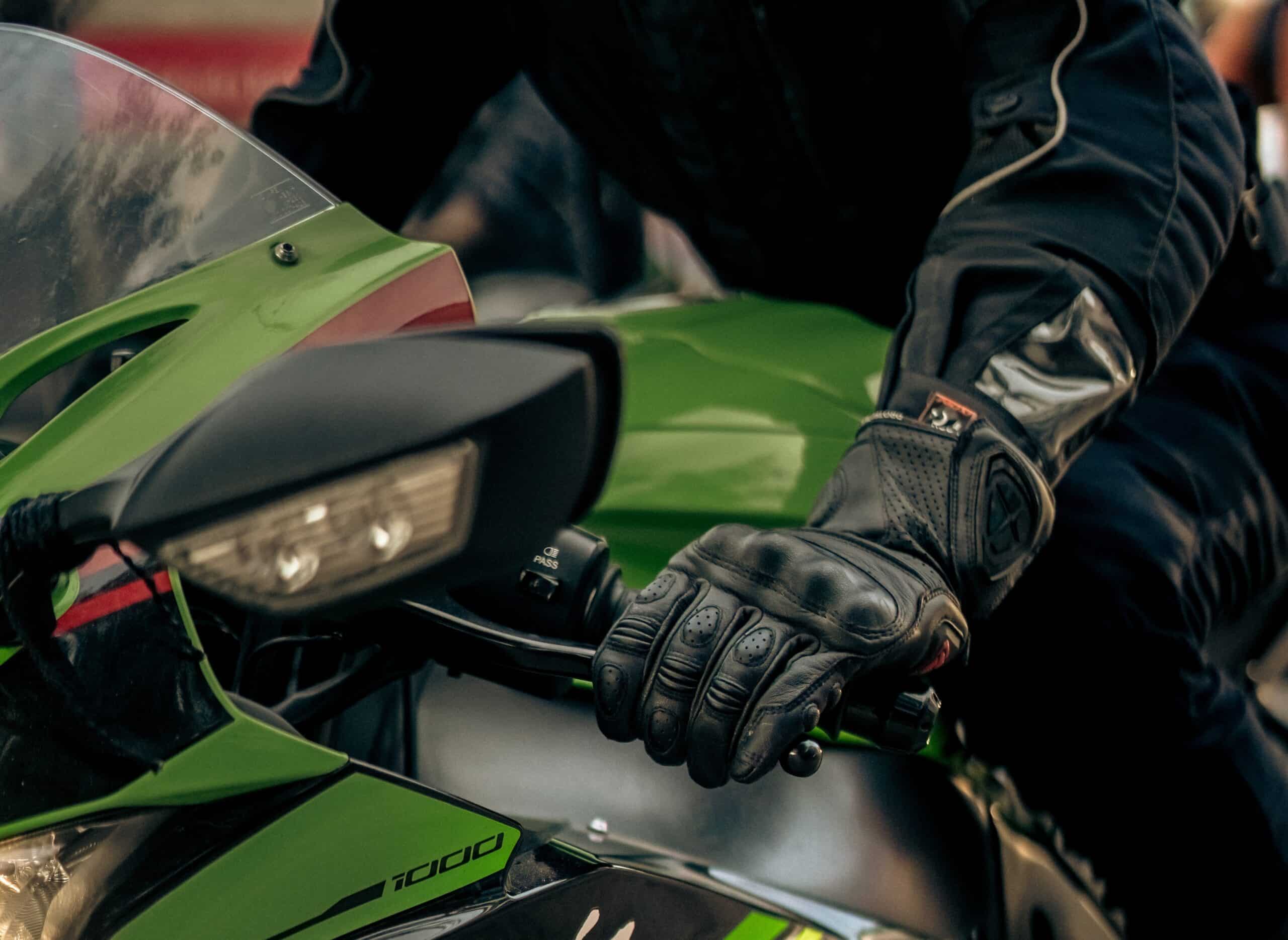 Top 10 Street (Road) Motorcycle Gloves for Under $50